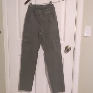 American Eagle Cargo Pants size 000
